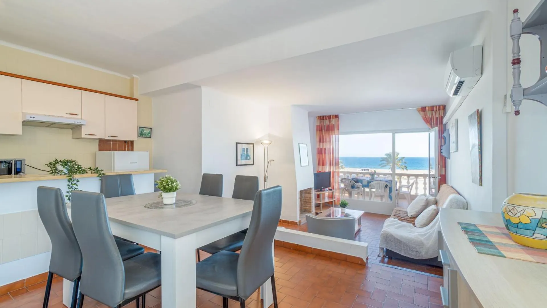 Basic Comfort Apartment Gran Reserva Platja 0071 Empuriabrava